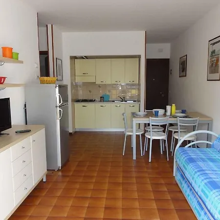 Apartman In 24608 *